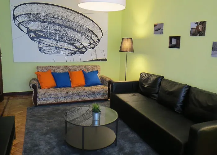 Porto 3 Bedroom Appartement *